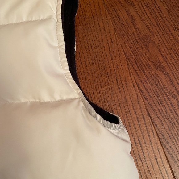 Gap Kids XL white puffer vest - Picture 7 of 9